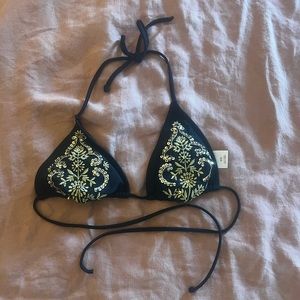 🖤NEW ARRIVAL🖤 Women’s Black & Gold Embroidered Xhilaration String Bikini Top
